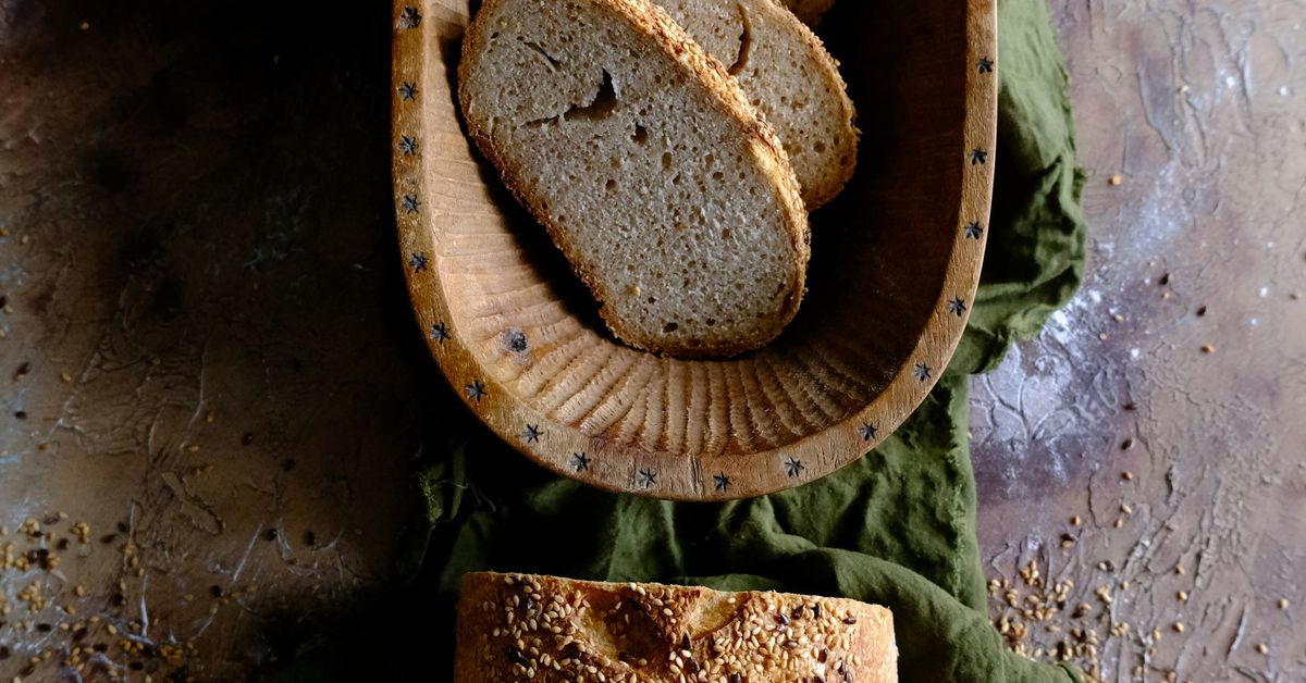 Bread Machine Baking Easy Loaves at Home